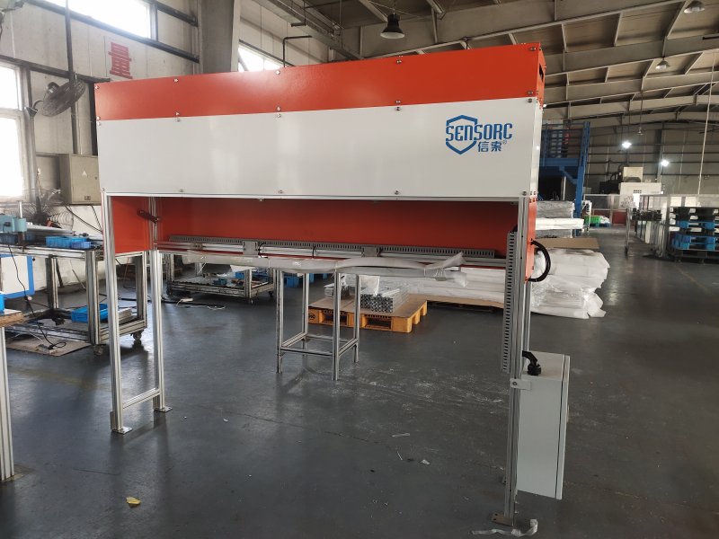 鋁型材設(shè)備機架