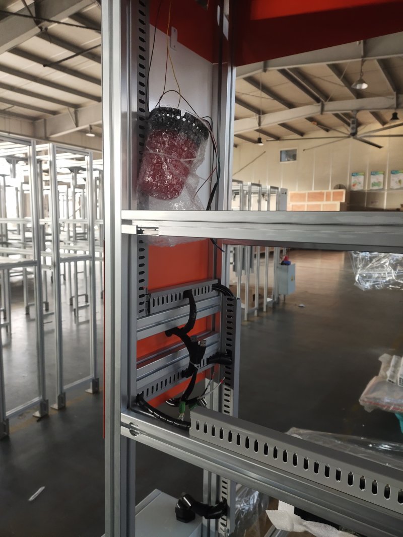 鋁型材設(shè)備機架